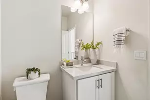 28957 Ashwell Ave, Hayward, CA 94544 - Photo 25