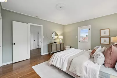 140 Cambridge Way, Piedmont, CA 94611 - Photo 37