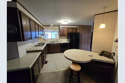 131 Banyon Dr, Pittsburg, CA 94565 - Photo 5