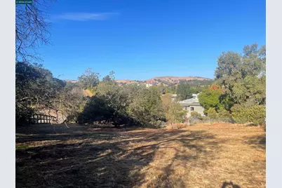 35 Hilltop Rd, Martinez, CA 94553 - Photo 1