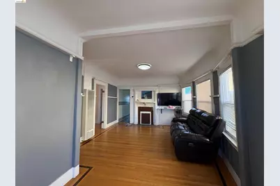 2021 Mitchell St, Oakland, CA 94601 - Photo 5