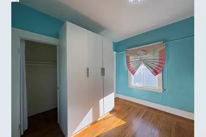 2021 Mitchell St, Oakland, CA 94601 - Photo 9