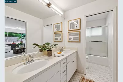 475 Dalewood Dr, Orinda, CA 94563 - Photo 37