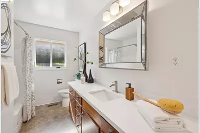 4450 Turner Ave, Oakland, CA 94605 - Photo 31