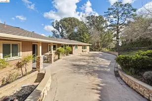 4450 Turner Ave, Oakland, CA 94605 - Photo 3