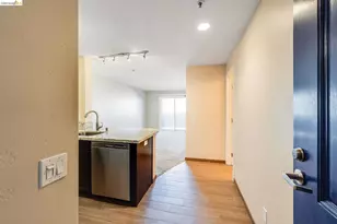 6400 Christie Ave, Emeryville, CA 94608 - Photo 1