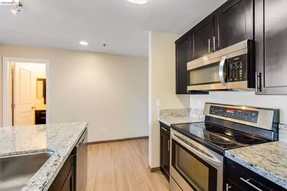 6400 Christie Ave #3408, Emeryville, CA 94608 - Photo 7
