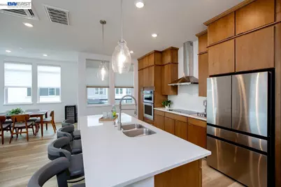 2885 Tradewind Dr, Alameda, CA 94501 - Photo 15