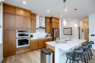 2885 Tradewind Dr, Alameda, CA 94501 - Photo 7