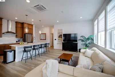 2885 Tradewind Dr, Alameda, CA 94501 - Photo 5