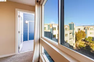 6400 Christie Ave, Emeryville, CA 94608 - Photo 9