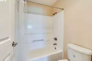 6400 Christie Ave, Emeryville, CA 94608 - Photo 13