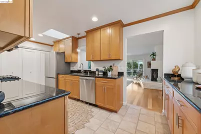 535 Ashbury Ave, El Cerrito, CA 94530 - Photo 11