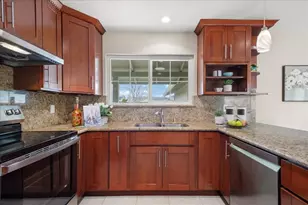 5030 Chelsea Dr, Newark, CA 94560 - Photo 9