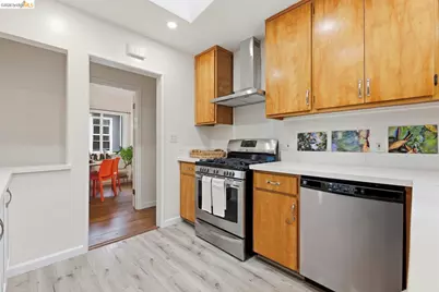 946 Kains Ave, Albany, CA 94706 - Photo 11