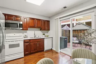 779 Bonita Pl, San Jose, CA 95116 - Photo 9