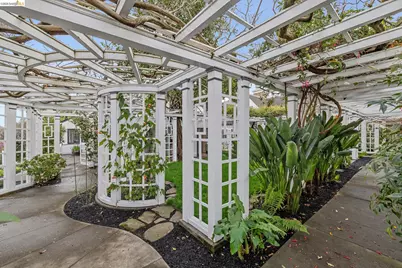 15 Olive Ave, Piedmont, CA 94611 - Photo 57