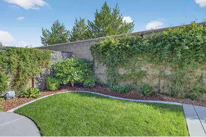 1560 Empire, Lodi, CA 95242 - Photo 37