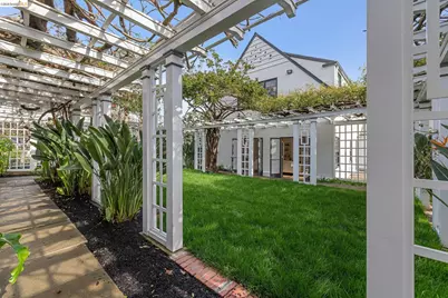 15 Olive Ave, Piedmont, CA 94611 - Photo 57