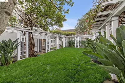 15 Olive Ave, Piedmont, CA 94611 - Photo 9