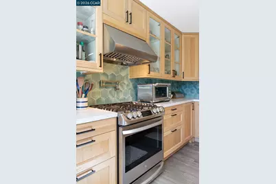 1194 Ventura Dr, Pittsburg, CA 94565 - Photo 17