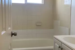 1304 62nd Ave, Oakland, CA 94621 - Photo 5