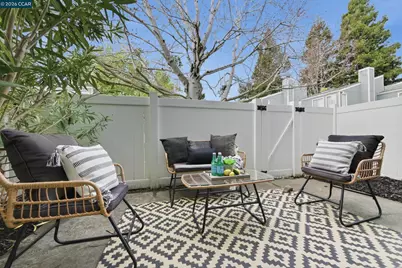 1213 Camino Corto, Rohnert Park, CA 94928 - Photo 29