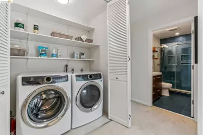 5861 Bernhard Ave, Richmond, CA 94805 - Photo 23