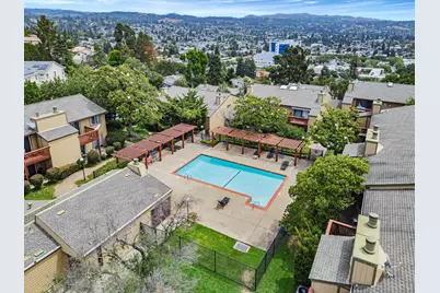 20111 Ridge #24, Castro Valley, CA 94546 - Photo 45
