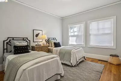 301 El Cerrito Avenue, Piedmont, CA 94611 - Photo 21