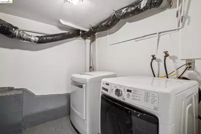 301 El Cerrito Avenue, Piedmont, CA 94611 - Photo 45