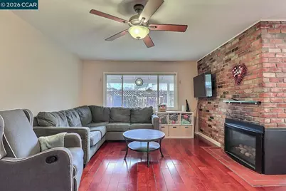 3124 Mount Diablo St, Concord, CA 94518 - Photo 3
