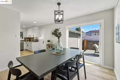 2956 Mullens Dr, Richmond, CA 94806 - Photo 9