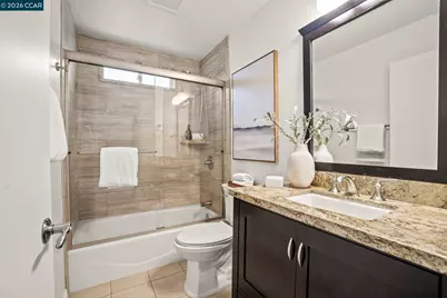 880 Madigan Ave, Concord, CA 94518 - Photo 17