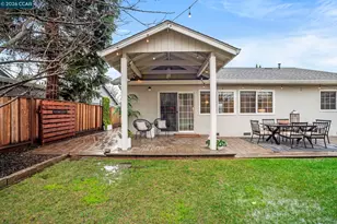 880 Madigan Ave, Concord, CA 94518 - Photo 23