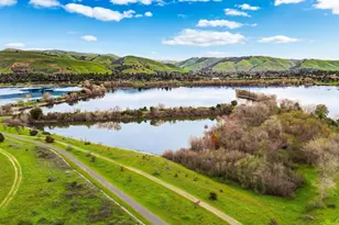 36957 Reynolds Dr, Fremont, CA 94536 - Photo 35