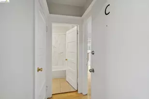 2923 Wheeler St, Berkeley, CA 94705 - Photo 15