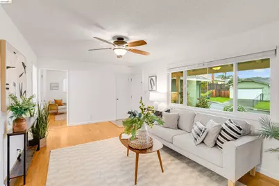 141 Dartmouth Ave, Vallejo, CA 94589 - Photo 9