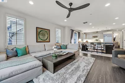 2239 Central Pkwy, Dublin, CA 94568 - Photo 5