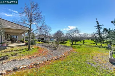 5475 Ferseyna Way, Valley Springs, CA 95252 - Photo 37