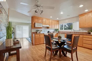 2758 Wexford Dr, Concord, CA 94519 - Photo 11