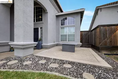 385 Farmington Cir, Roseville, CA 95678 - Photo 5