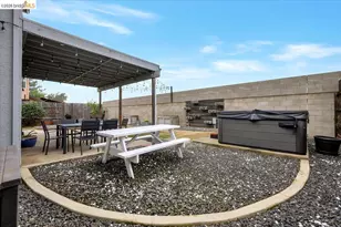 385 Farmington Cir, Roseville, CA 95678 - Photo 13