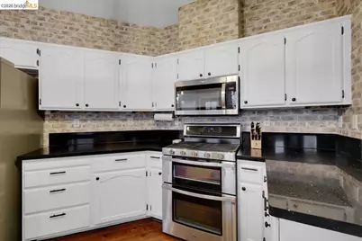 385 Farmington Cir, Roseville, CA 95678 - Photo 53