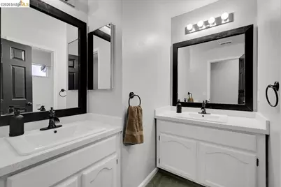 385 Farmington Cir, Roseville, CA 95678 - Photo 39