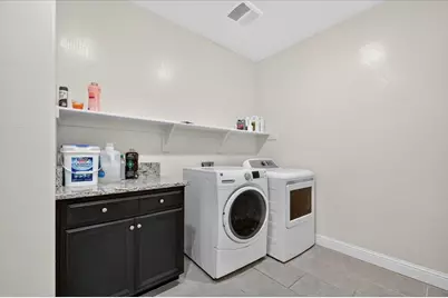 5986 Pitt Ave, Fresno, CA 93727 - Photo 23