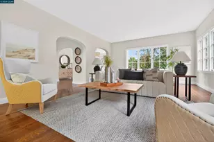 5906 Bruns Ct, Oakland, CA 94611 - Photo 5