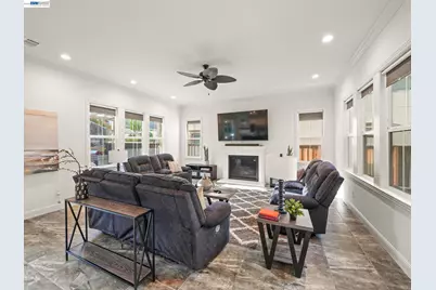 2094 Elderberry Dr, San Ramon, CA 94582 - Photo 9