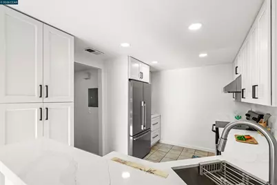 1001 Devonwood, Hercules, CA 94547 - Photo 5