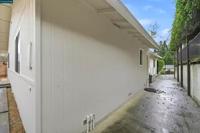 1630 Cayucos Dr, Walnut Creek, CA 94597 - Photo 39